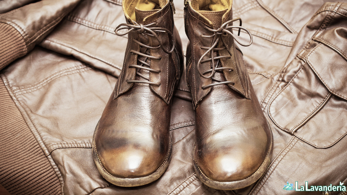 Trasforma e Rinnova: Il Nostro Servizio Professionale per Pelle e Pelliccia